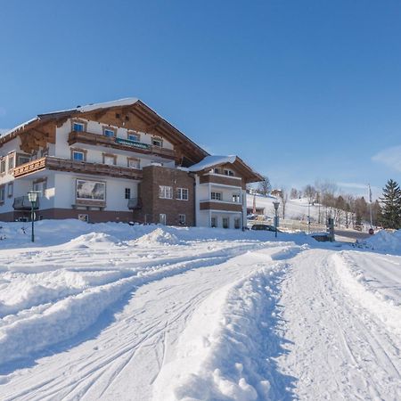 Landhaus Hubertus Wellness & Breakfast Schladming Extérieur photo