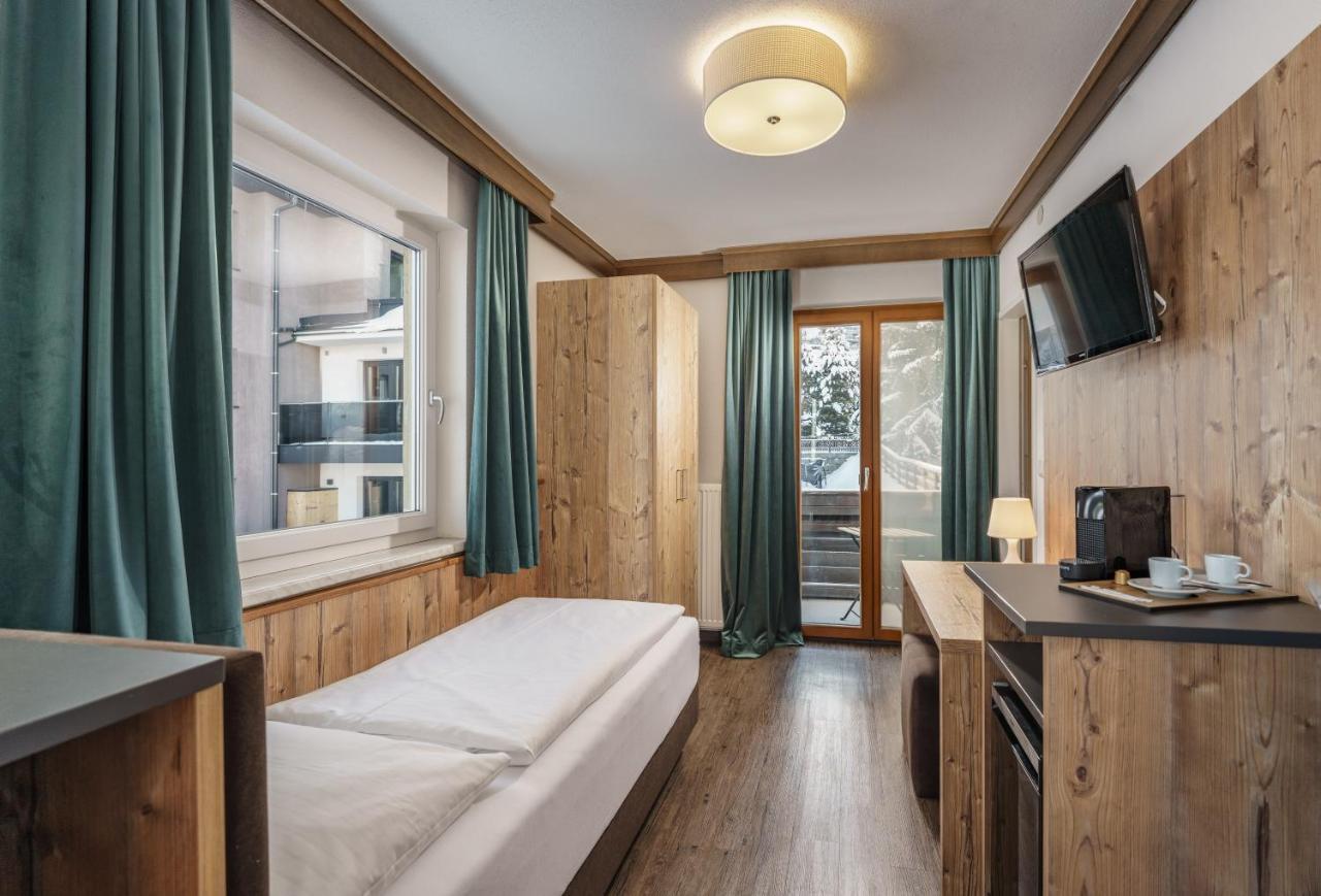 Landhaus Hubertus Wellness & Breakfast Schladming Extérieur photo